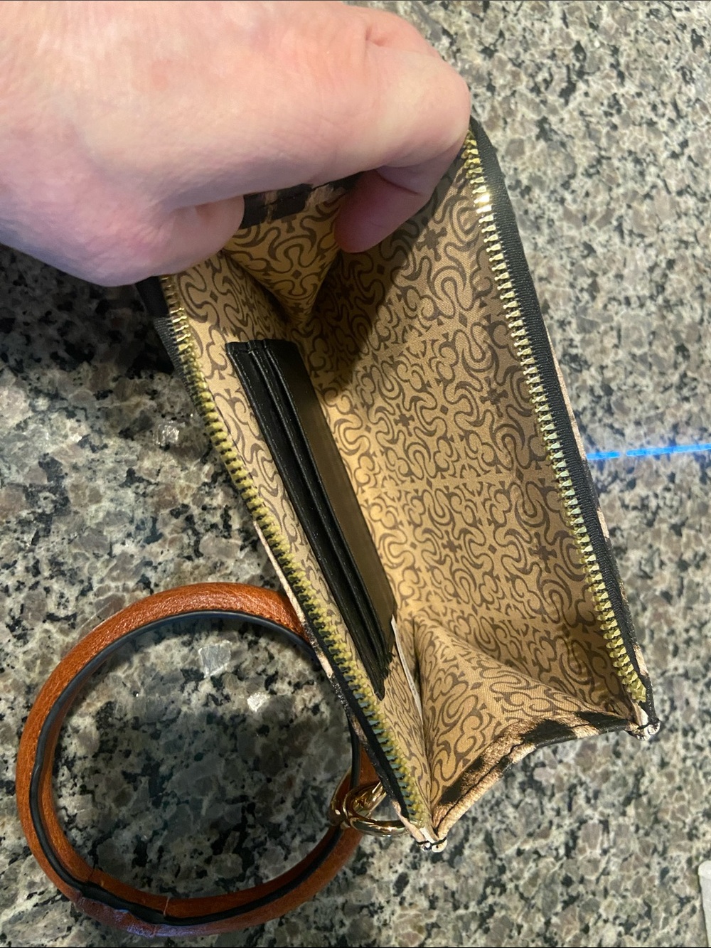 Clutch/Wristlet in Animal Print - Picture 13 of 15